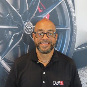 Staff member Keith Willis from ID_5c8d7162171c