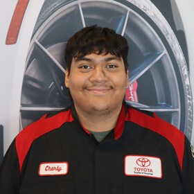 Staff member Charly Cruz Andrade from ID_725d1e50c42a