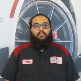 Staff member Angel Sosa from ID_725d1e50c42a