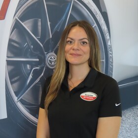 Staff member Sheila Schneider from ID_4d62a03338ff