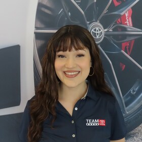 Staff member Jennifer Zuniga from ID_4d62a03338ff