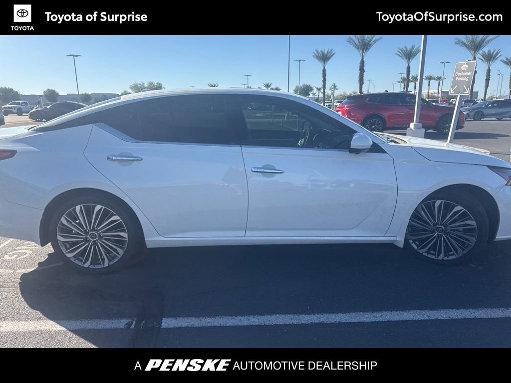 Used 2023 Nissan Altima 2.5 SL Sedan