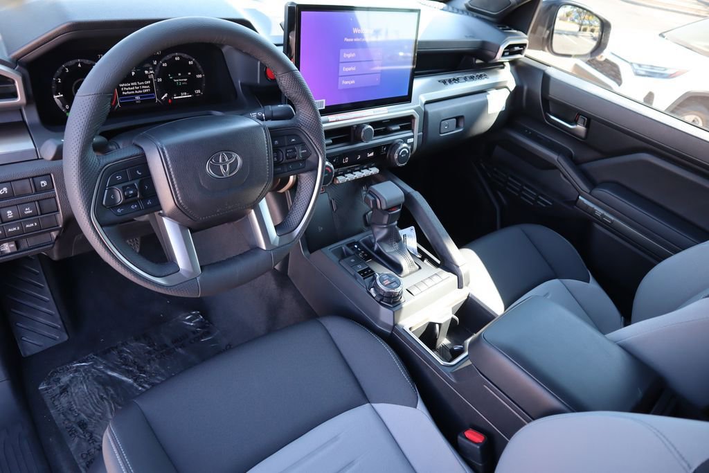 2025 Toyota Tacoma TRD Off Road - Photo 9