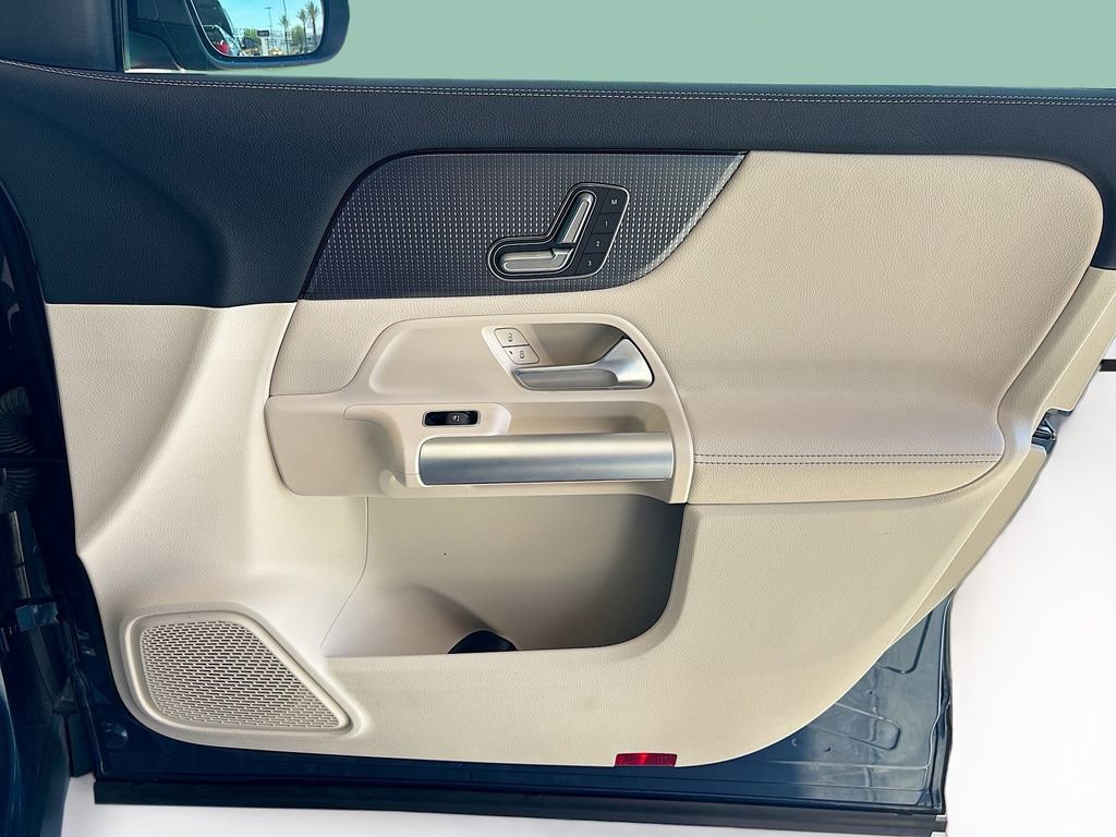 2023 Mercedes-Benz GLA Base - Photo 24