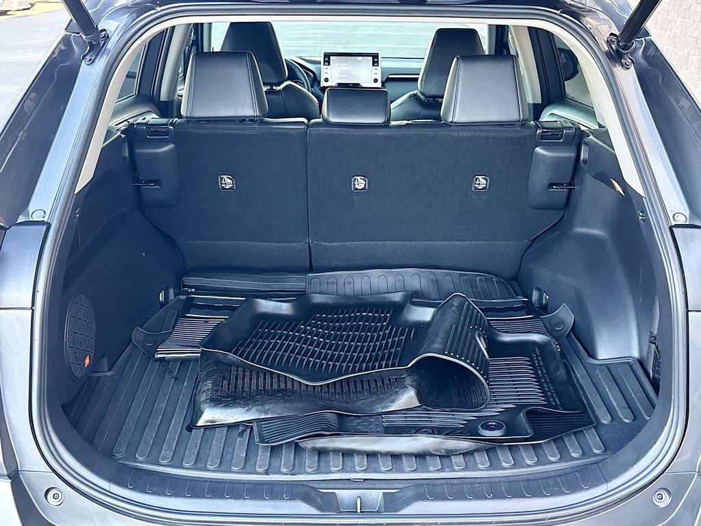 2022 Toyota RAV4 Limited - Photo 28