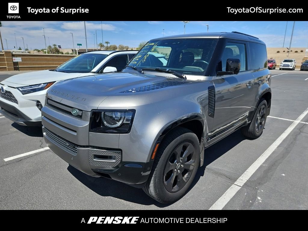 2022 Land Rover Defender X-Dynamic SE's photo