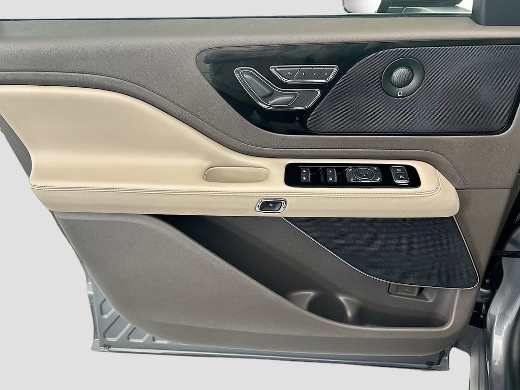 2023 Lincoln Aviator Reserve - Photo 23