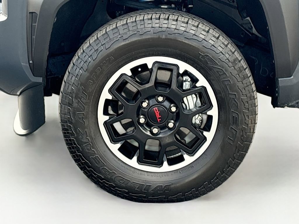 2025 Toyota Tacoma TRD Off Road - Photo 29