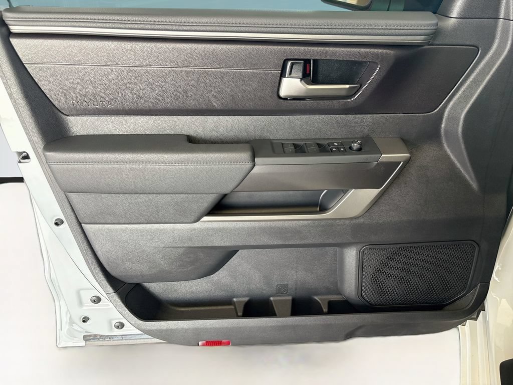 2026 Toyota Tundra SR5 - Photo 23