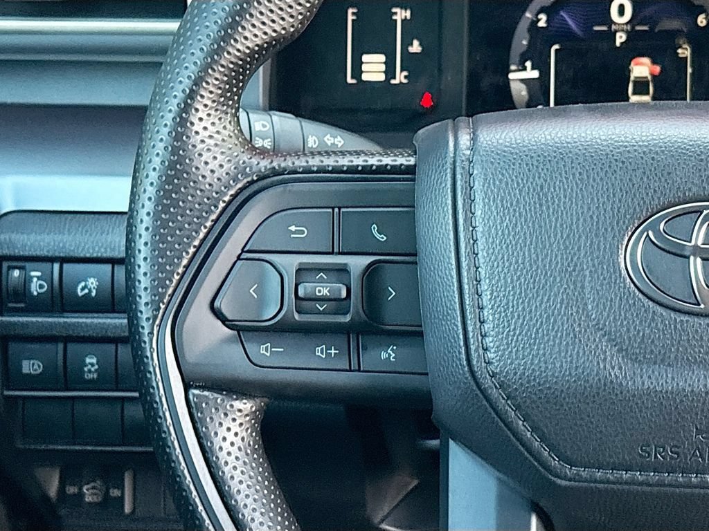 2026 Toyota Tacoma SR5 - Photo 11