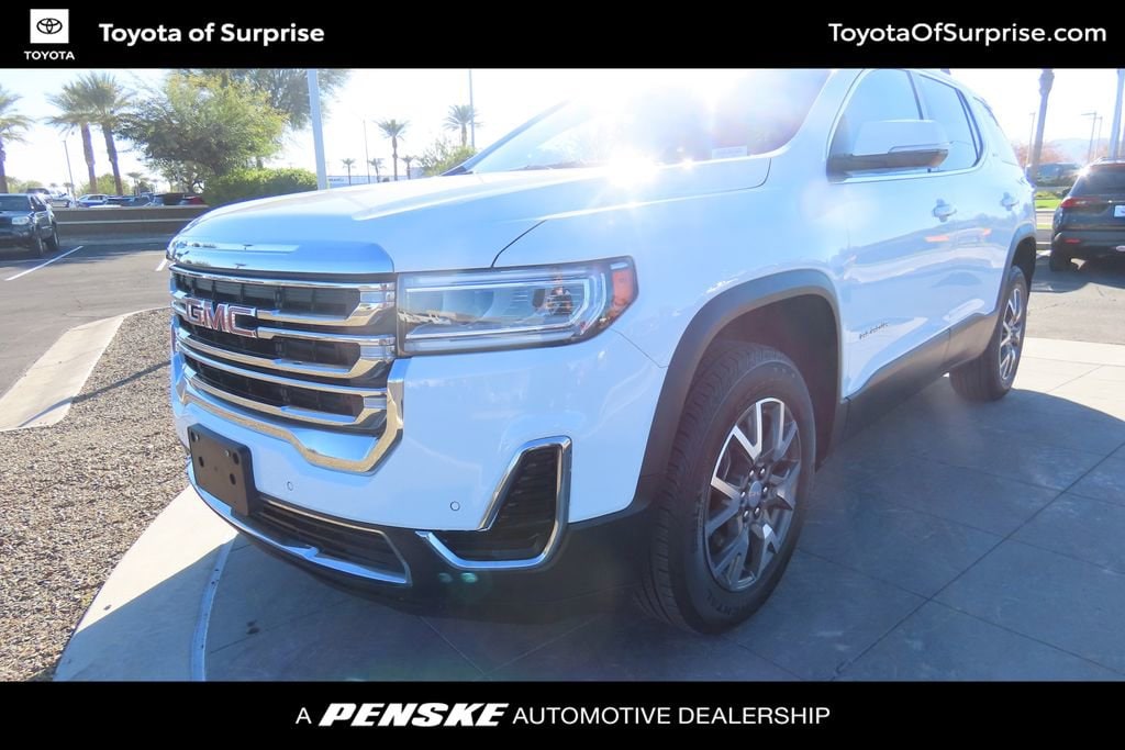 2023 GMC Acadia SLE's photo