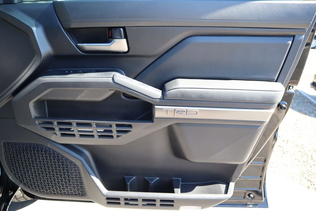 2025 Toyota Tacoma TRD Off Road - Photo 24