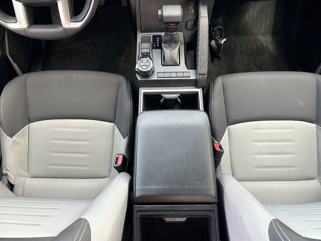 2025 Toyota Tacoma TRD Off Road - Photo 16