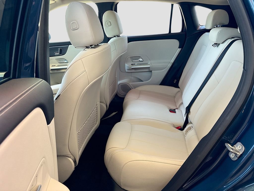 2023 Mercedes-Benz GLA Base - Photo 20