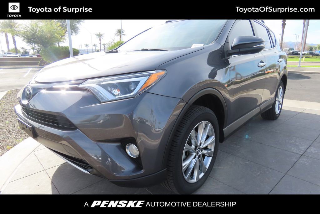 2018 Toyota RAV4 Limited's photo