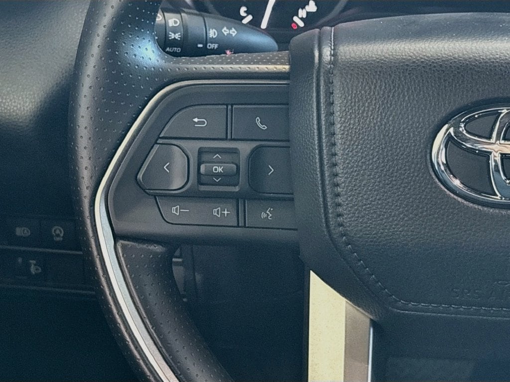 2026 Toyota Tundra SR5 - Photo 11