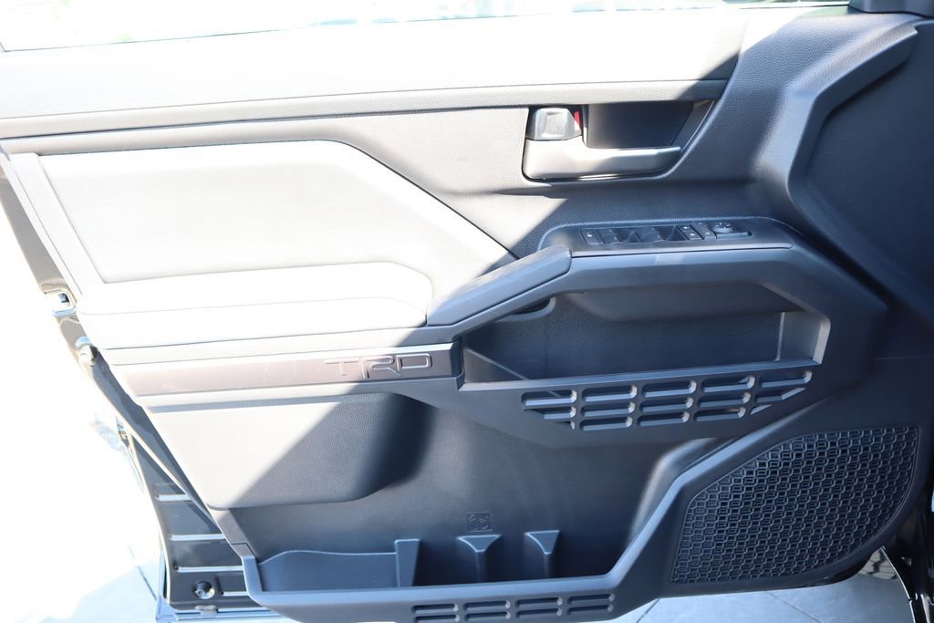 2025 Toyota Tacoma TRD Off Road - Photo 23