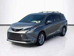 2026 Toyota Sienna Limited 7 PASSENGER