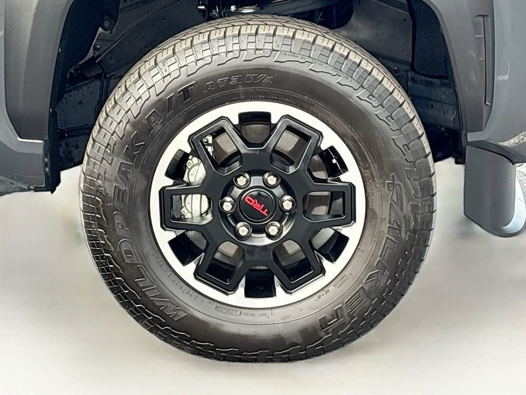 2025 Toyota Tacoma TRD Off Road - Photo 31