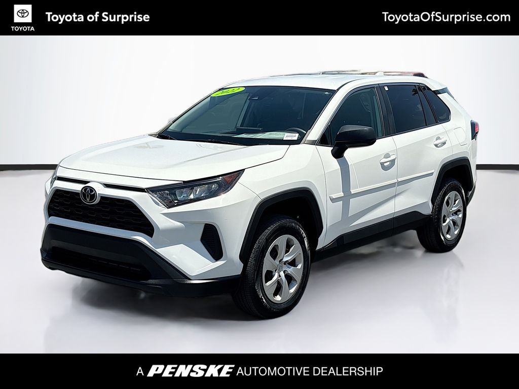 2022 Toyota RAV4 LE FWD's photo