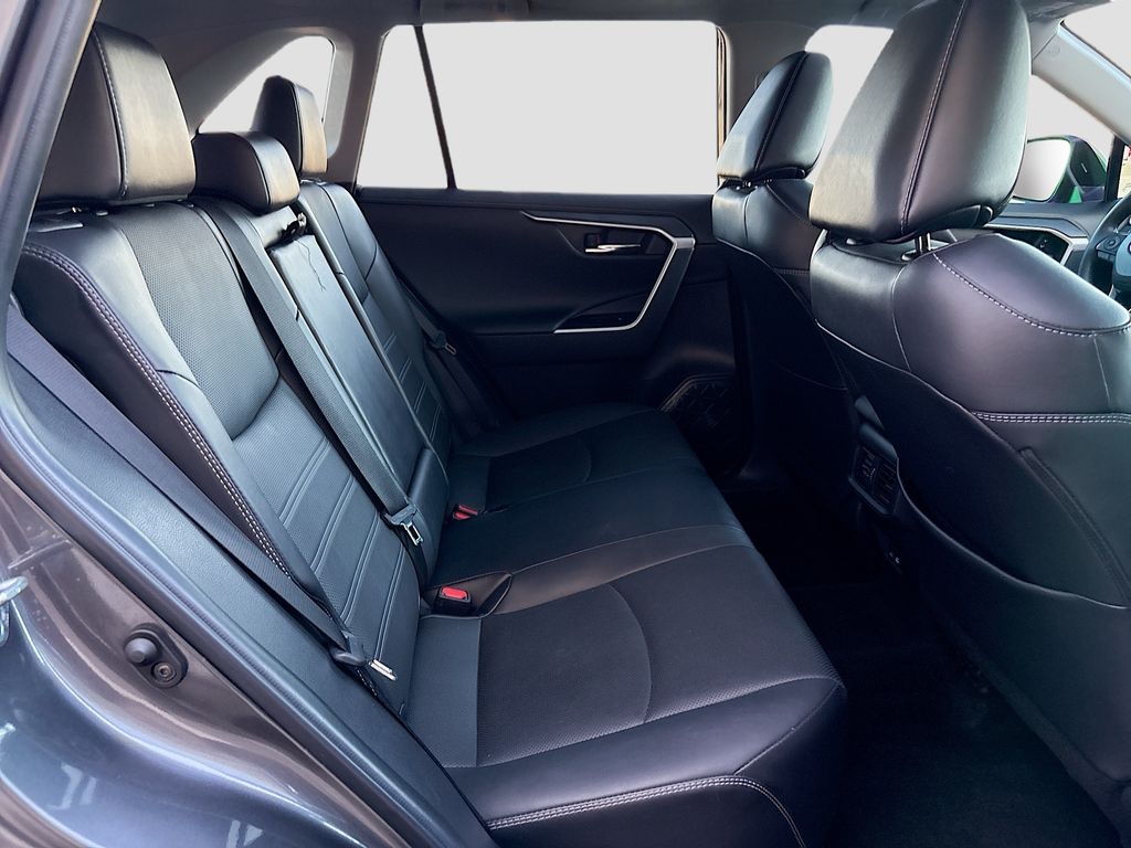 2022 Toyota RAV4 Limited - Photo 22