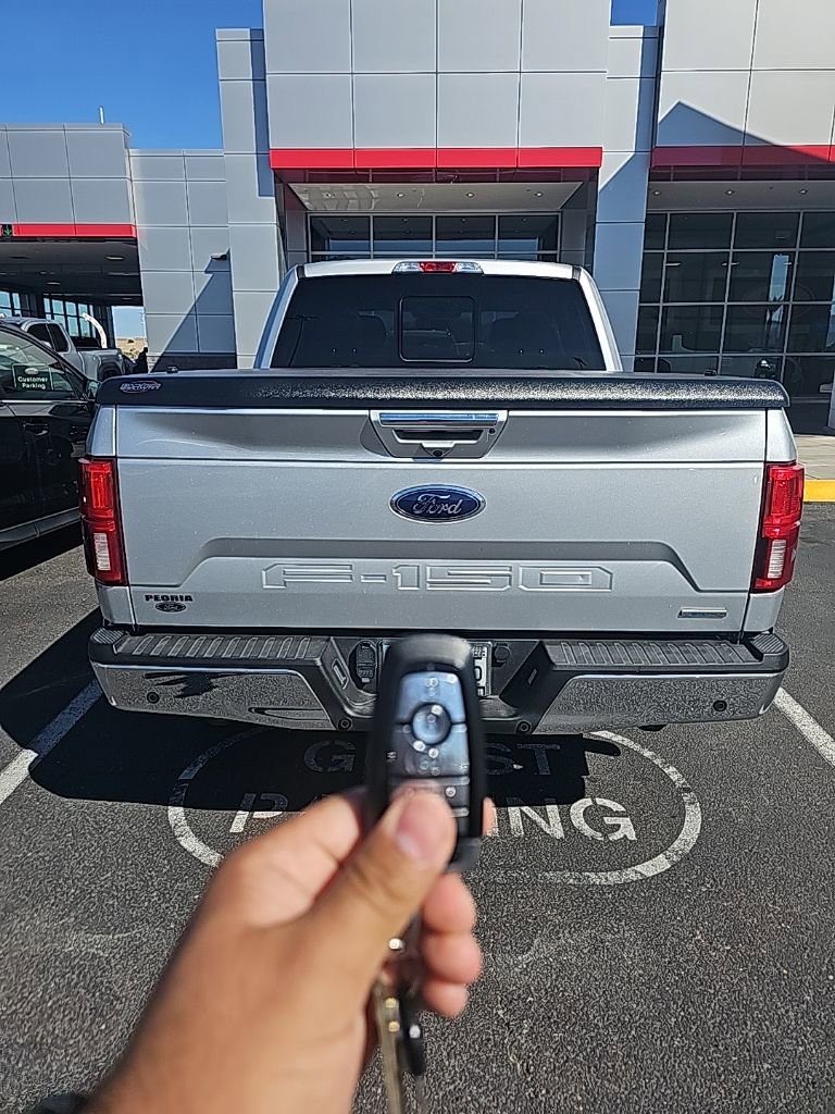 2018 Ford F-150 Lariat photo 2
