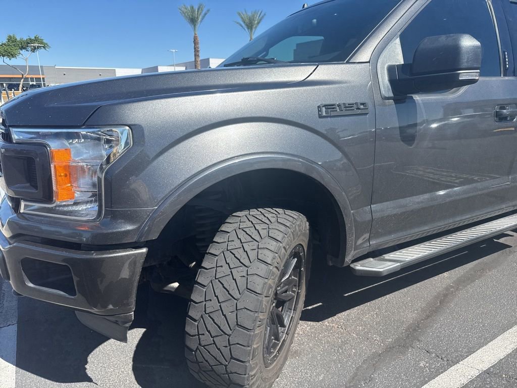 2019 Ford F-150 XLT photo 2