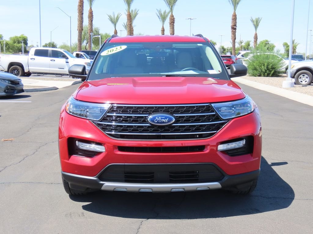 Used 2023 Ford Explorer XLT with VIN 1FMSK7DH1PGB86608 for sale in Surprise, AZ