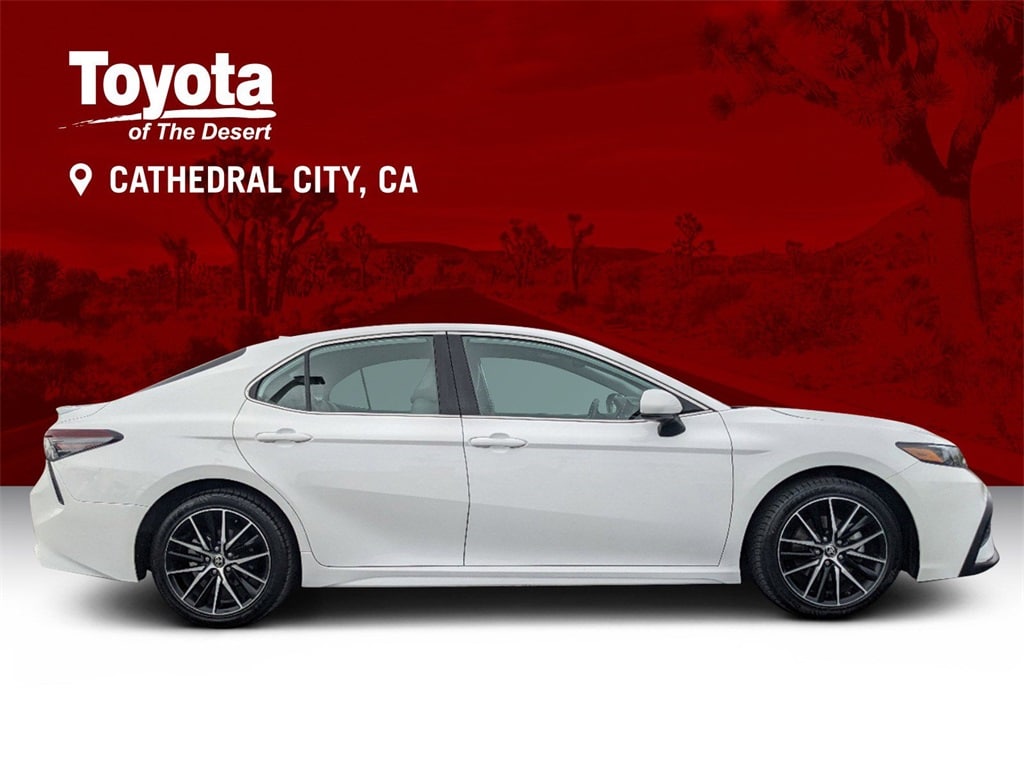 Used 2021 Toyota Camry SE with VIN 4T1G11AK8MU426384 for sale in Cathedral City, CA