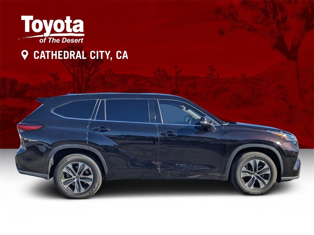 Certified 2021 Toyota Highlander XLE with VIN 5TDHZRAHXMS075017 for sale in Cathedral City, CA