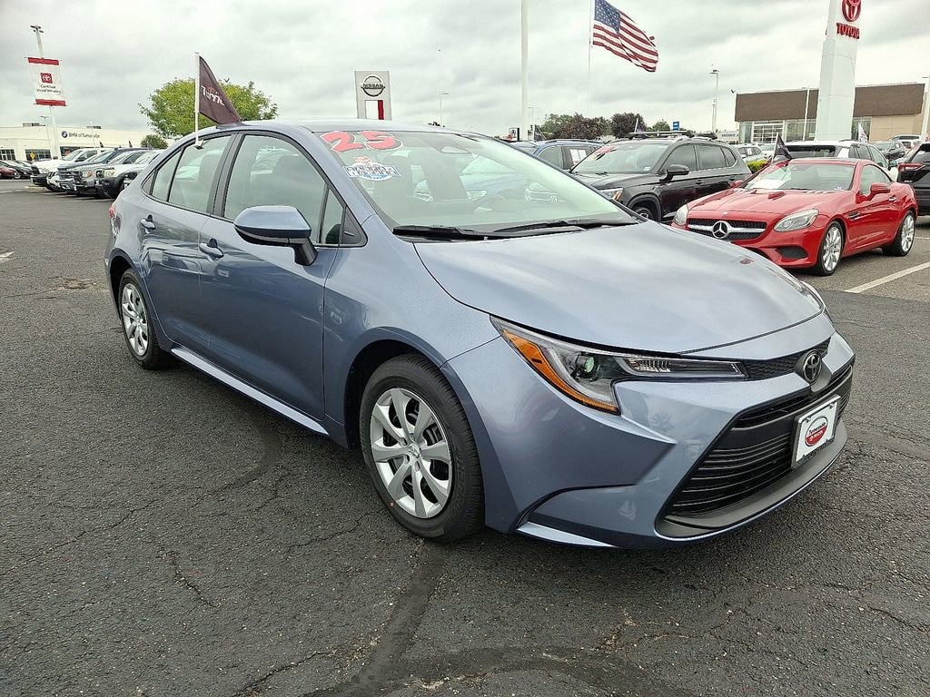 Used 2025 Toyota Corolla LE Sedan