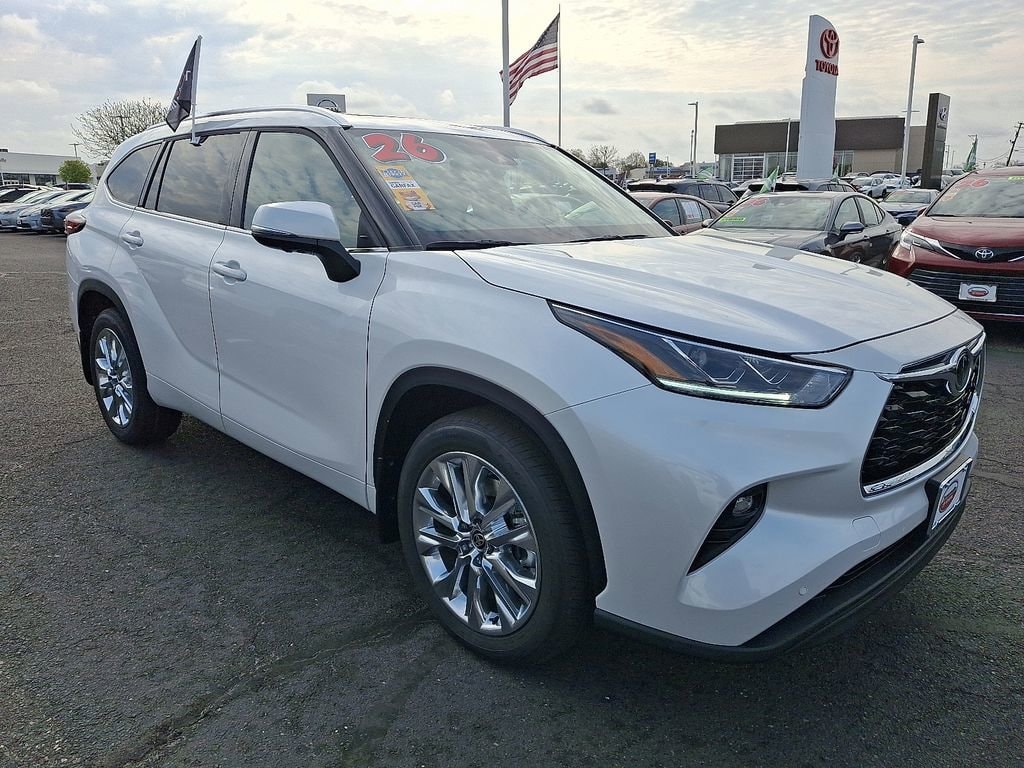 Used 2026 Toyota Highlander Limited SUV
