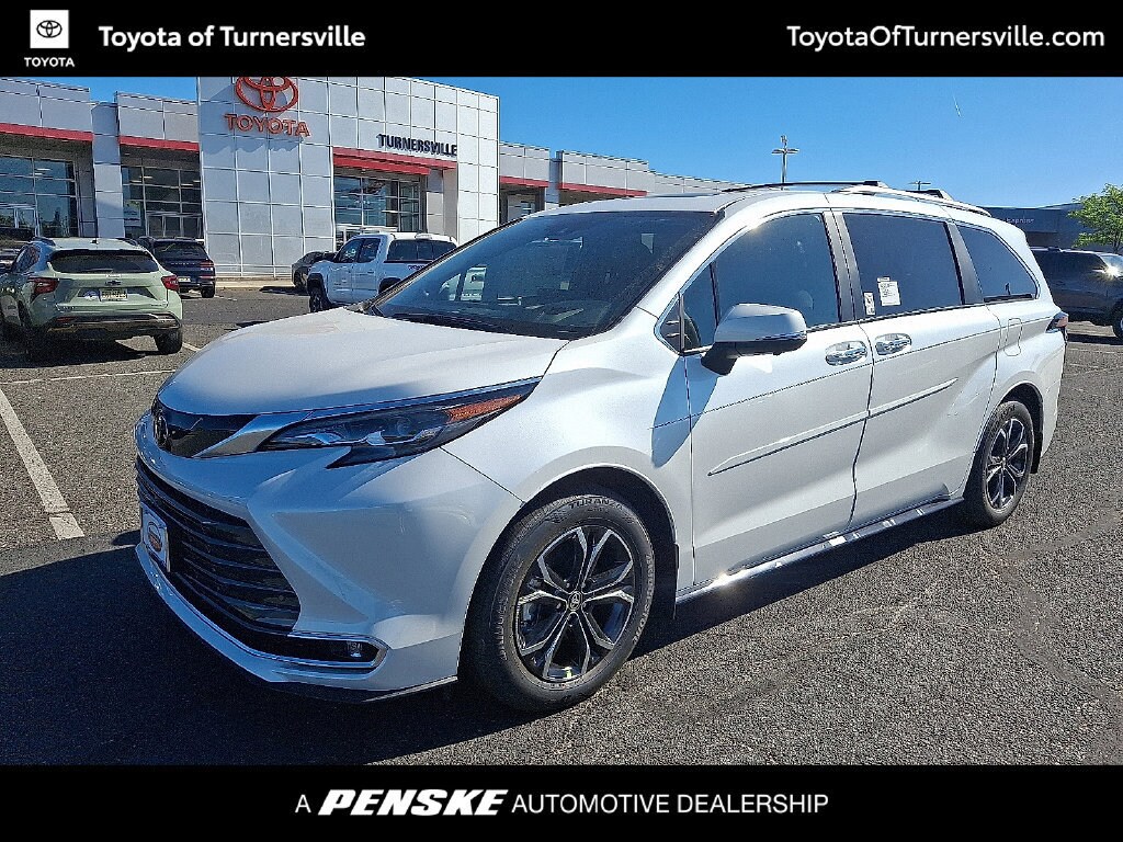 New 2026 Toyota Sienna Platinum 7 PASSENGER