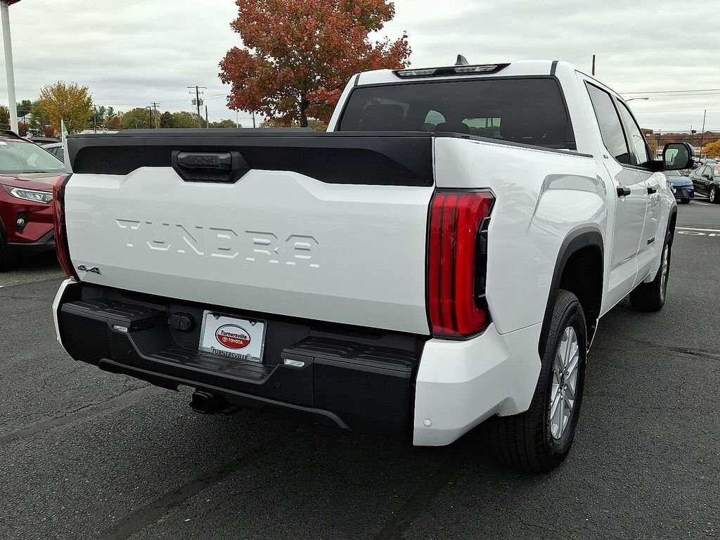 New 2026 Toyota Tundra SR5 SR5 CREWMAX 5.5