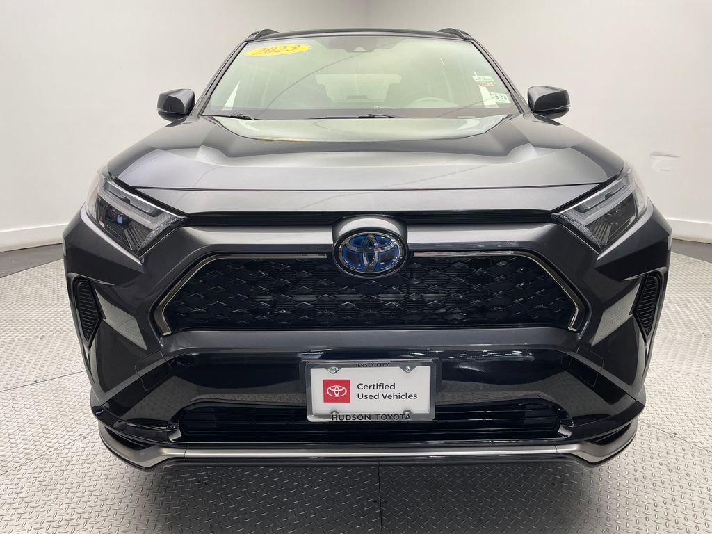 2023 Toyota RAV4 Prime SE photo 2