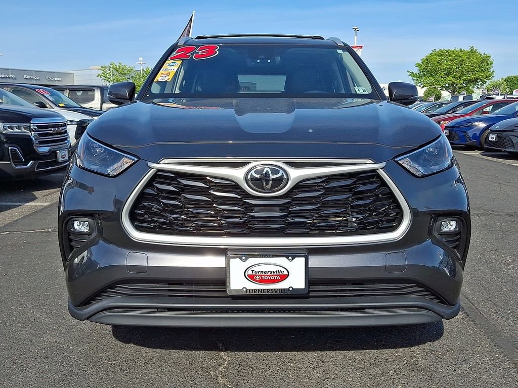 Used 2023 Toyota Highlander XLE SUV