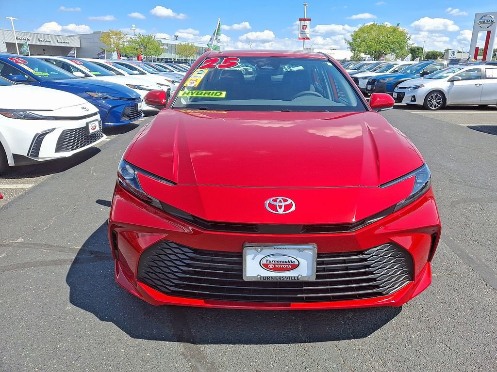 2025 Toyota Camry LE photo 2