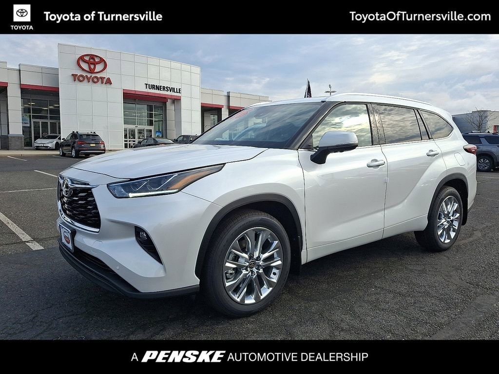 Used 2026 Toyota Highlander Limited SUV