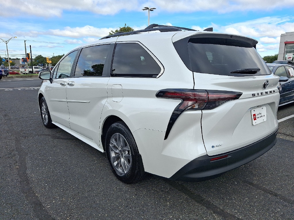 Certified 2026 Toyota Sienna XLE Van Passenger Van