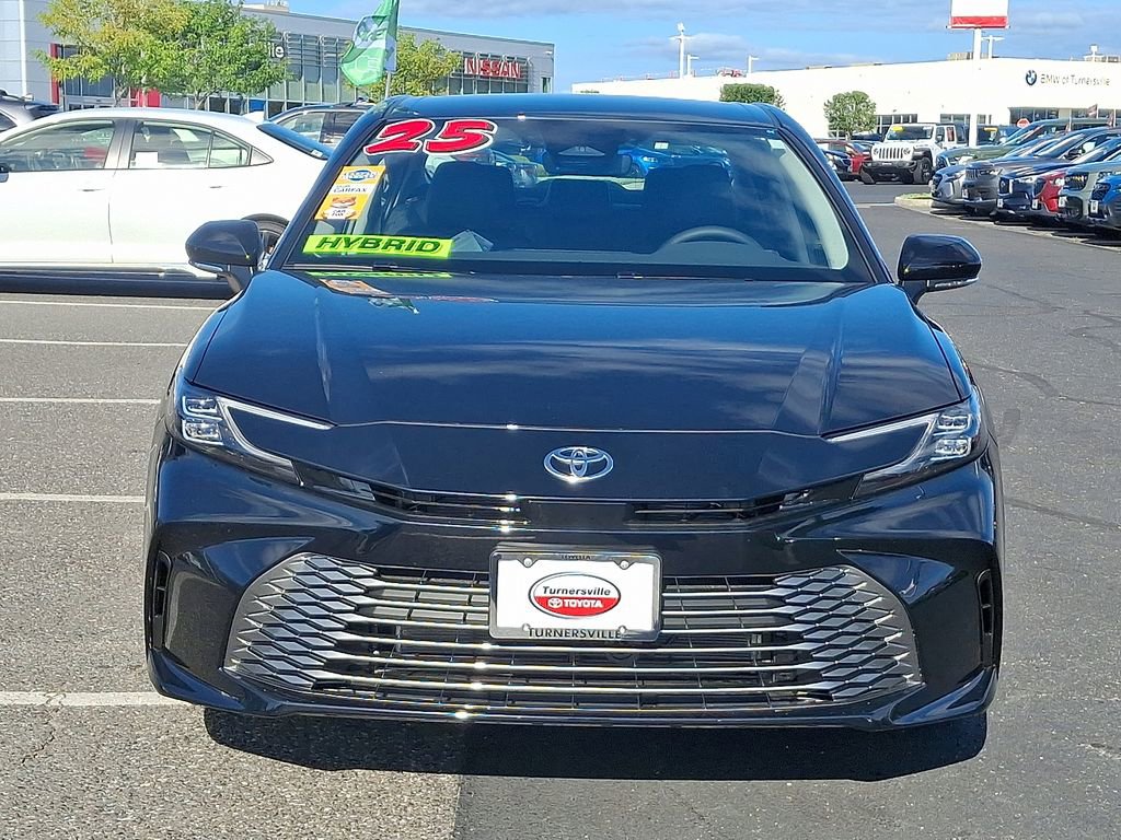 2025 Toyota Camry XLE photo 2