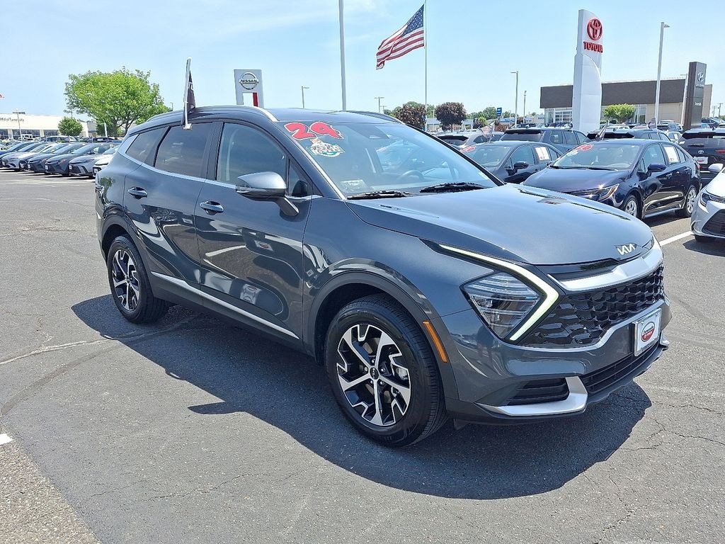 Used 2024 Kia Sportage EX SUV