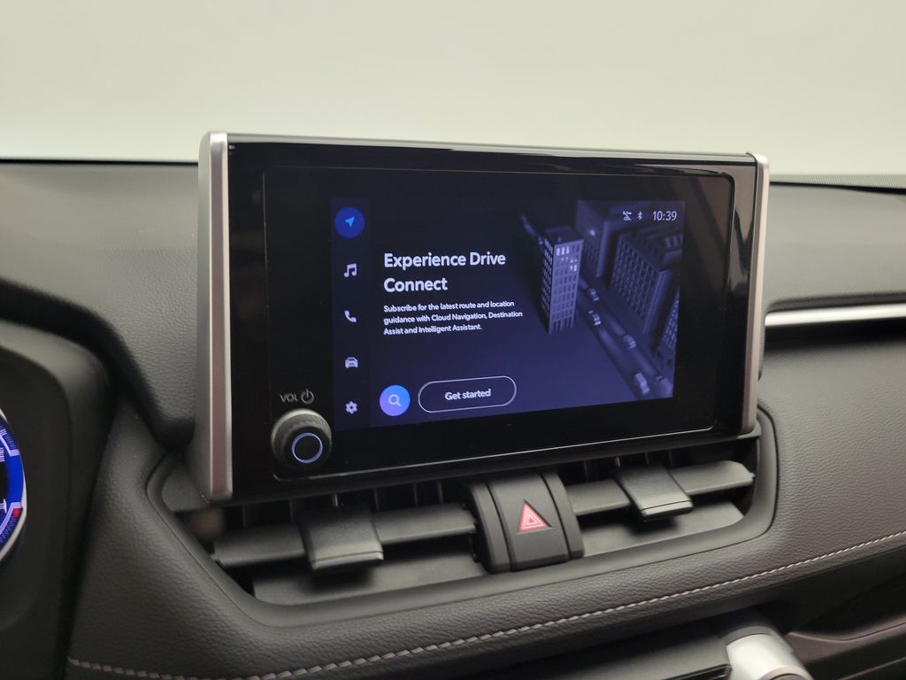 2025 Toyota RAV4 XLE - Photo 36