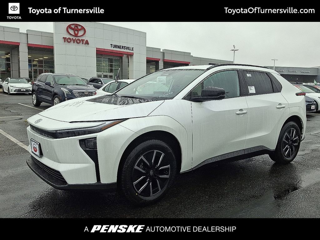 2026 Toyota bZ XLE's photo