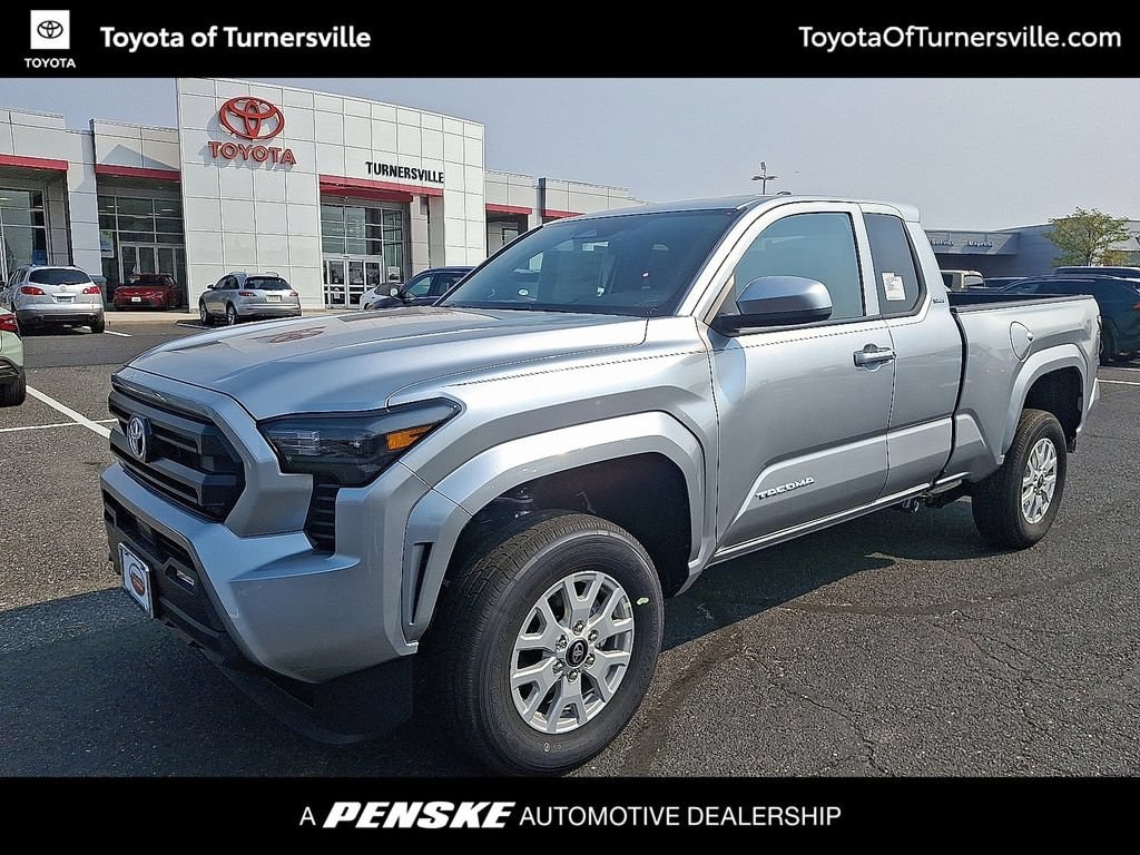 New 2026 Toyota Tacoma SR5 4X2 XTRACAB