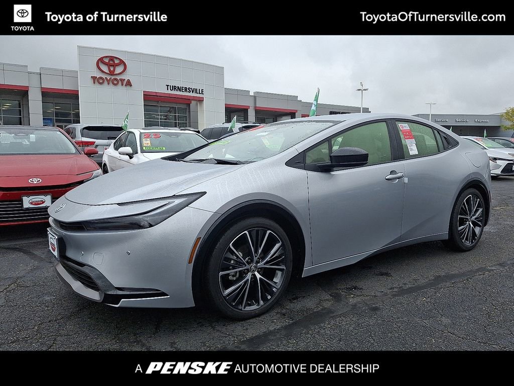 2026 Toyota Prius Hatchback 