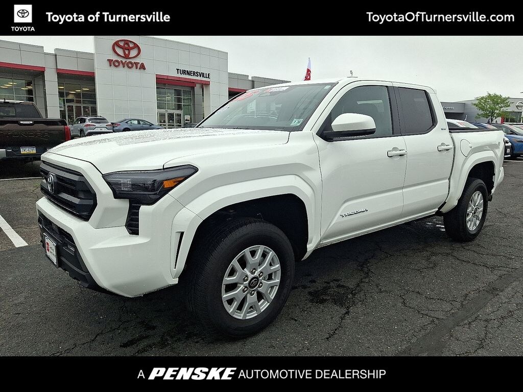 Used 2025 Toyota Tacoma SR5 Truck Double Cab