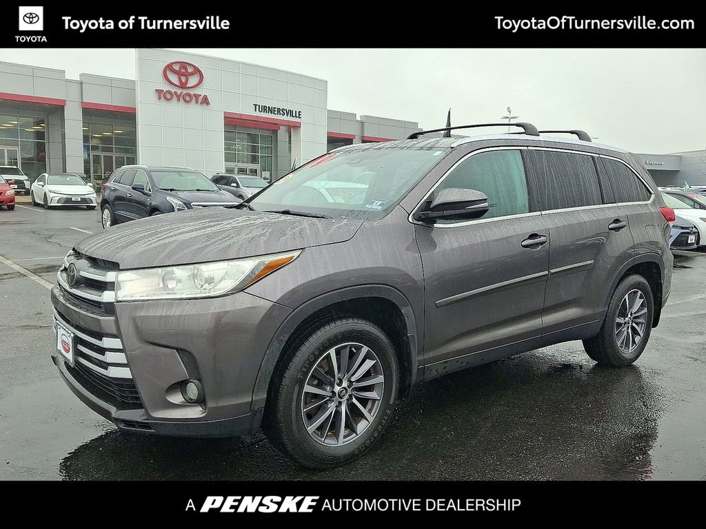 2019 Toyota Highlander XLE's photo
