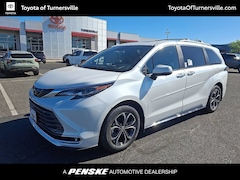 2026 Toyota Sienna Platinum 7 PASSENGER