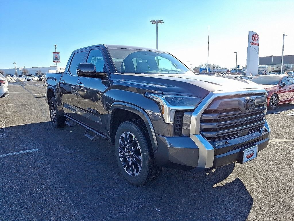 New 2026 Toyota Tundra Limited LIMITED CREWMAX 5.5