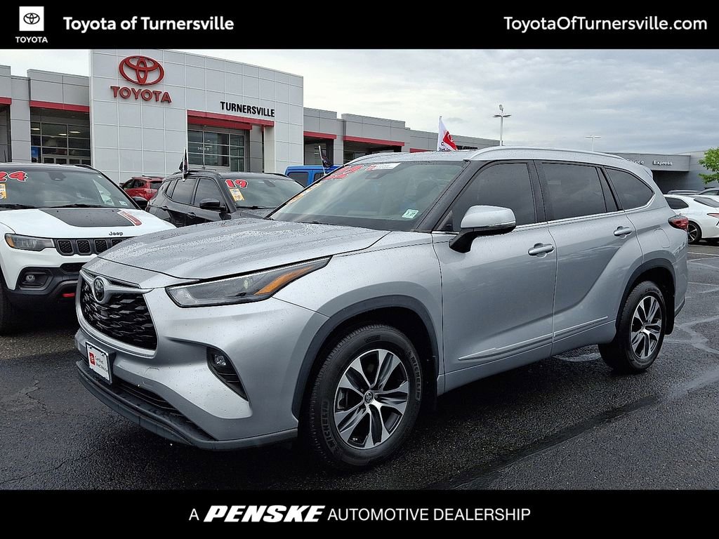 2022 Toyota Highlander XLE